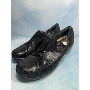 Clarks Collection 15260 Soft Cushion Black Slip On Shoes Size 9.5 M!
